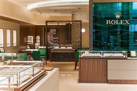 rolex shop in dubai.